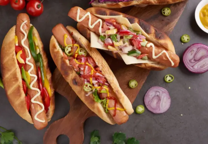 Ile kcal ma hot dog z Orlenu? Zaskakujące różnice w kaloriach!